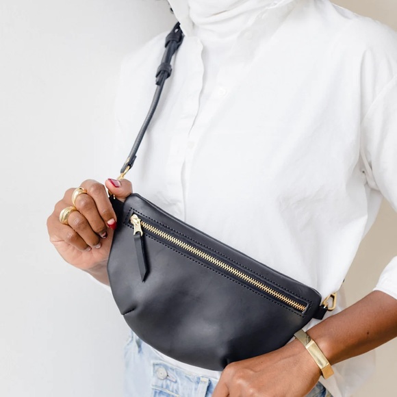 Abby Alley Sling Bag - Picture 3 of 3